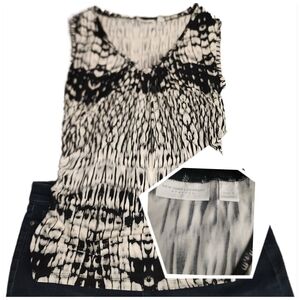 Black and White Alligator Print